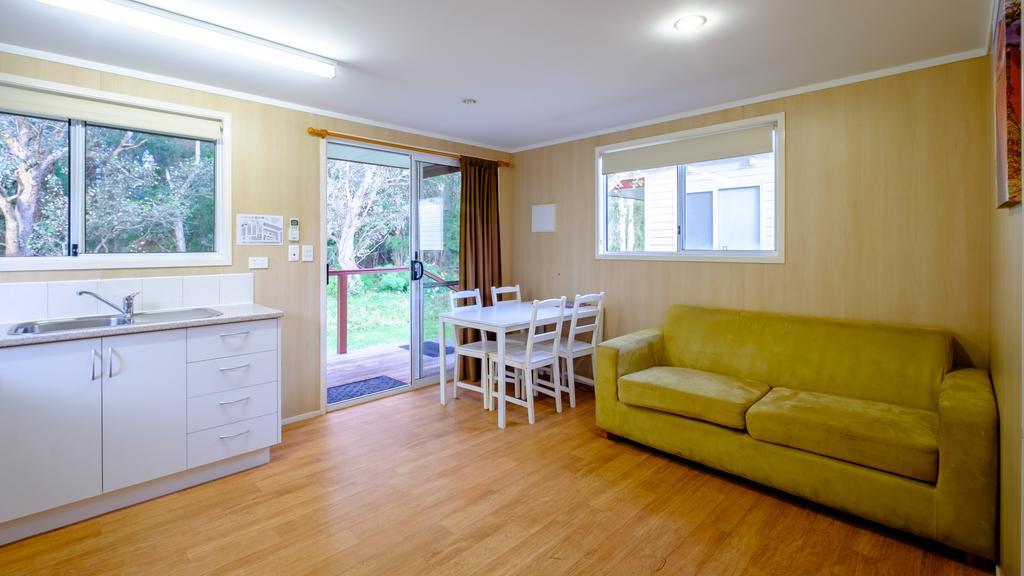ホテル Australind Tourist Park エクステリア 写真
